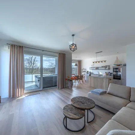 Luxus_spa_og_fewo Mohnblume _we 4_ Apartment